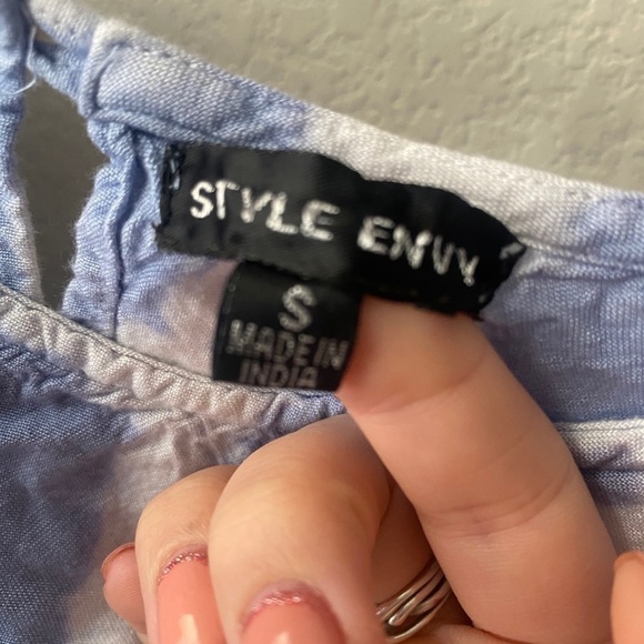 Style envy - Blue & white tie dye crop top - Picture 3 of 4